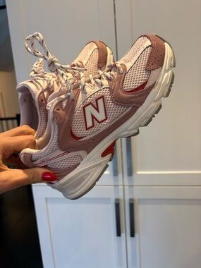 New Balance 530 size 7